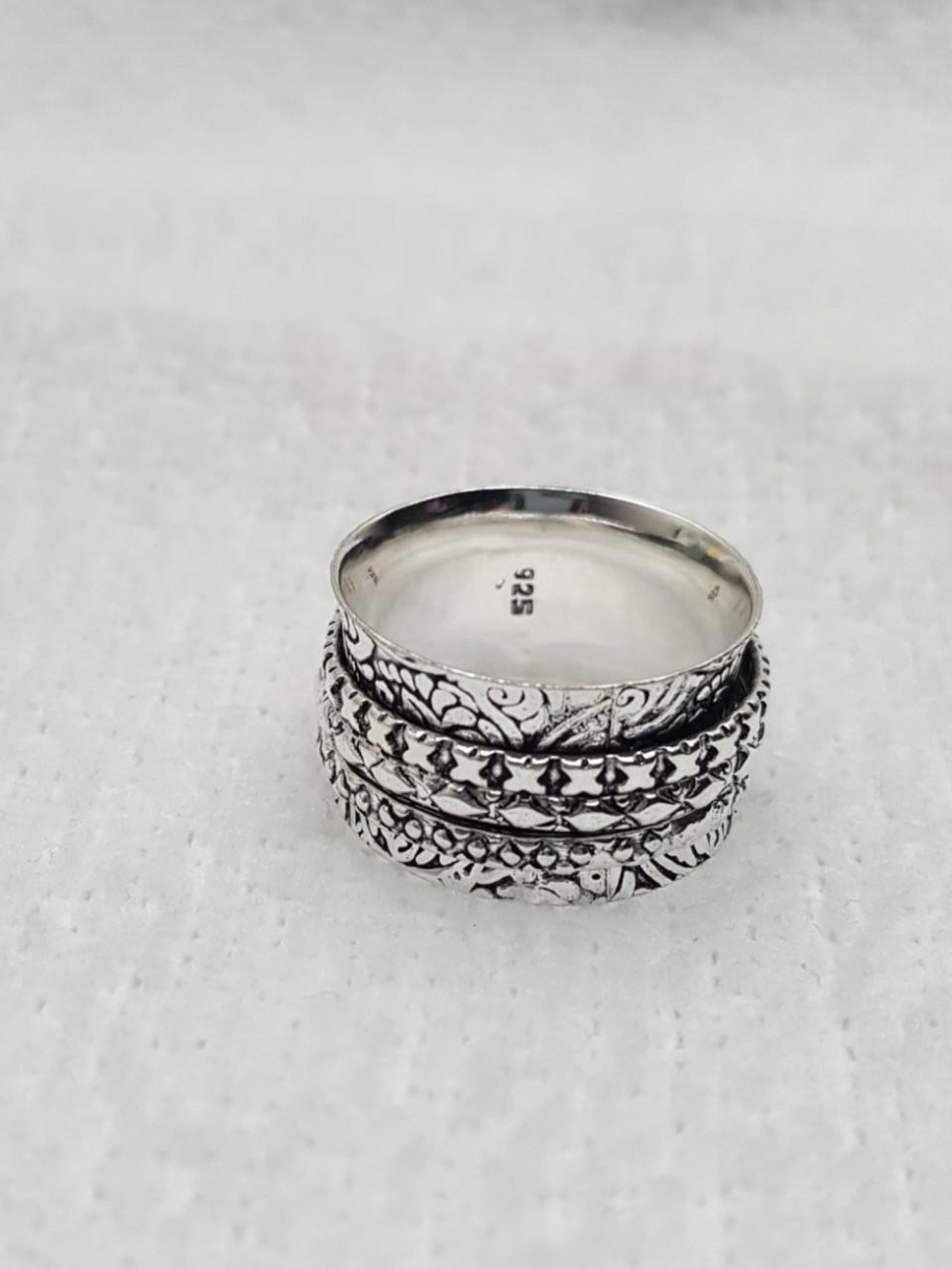 925 Silver Textured Stackable Spinner Ring - Picture 4 of 4